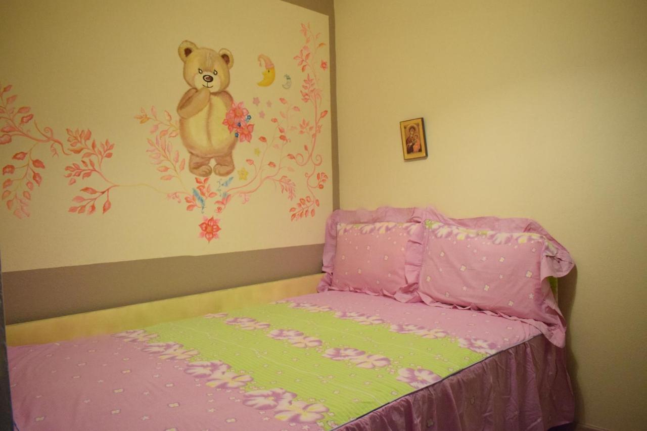 Five Stars In Apartment *